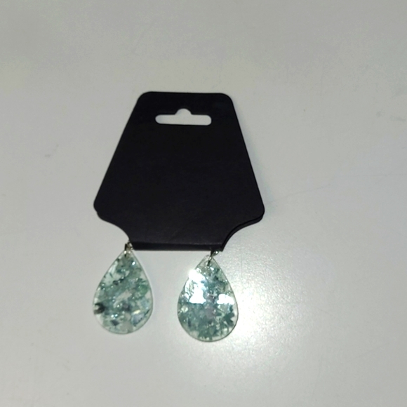 Teardrop Earings, Light Seafoam & Clear, pierced - Picture 2 of 2